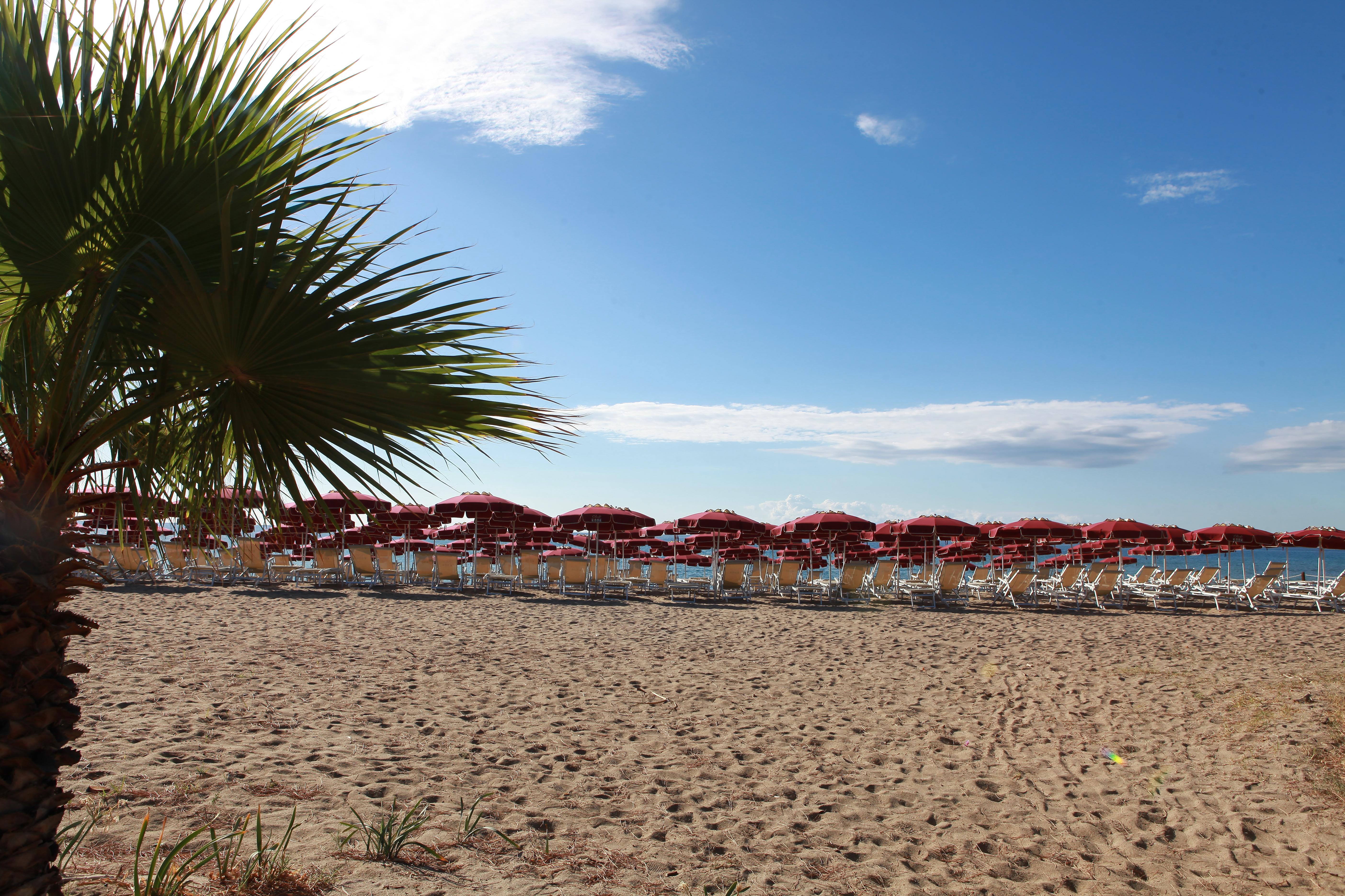 Club Esse Sunbeach Hotel Squillace Exterior photo